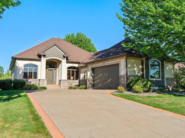 11879 Flanders Cir NE, Blaine, MN 55449