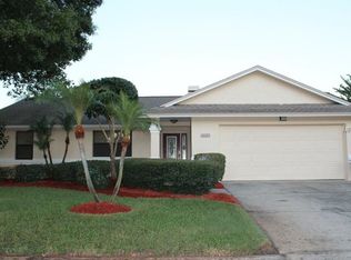 8646 Kenwood Rd, Seminole, FL 33777