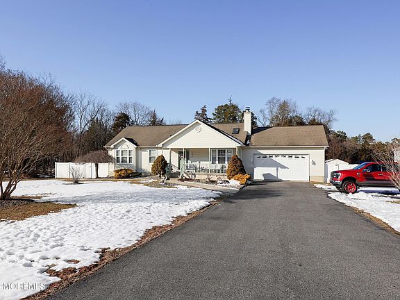 2nd image of 1158 W Wheat Road