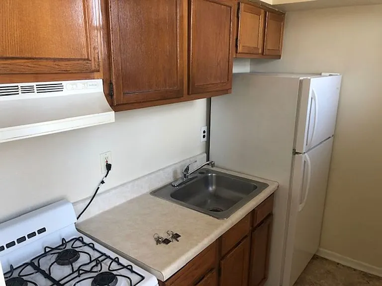 800 Florence Ave #A10 — Photo 3