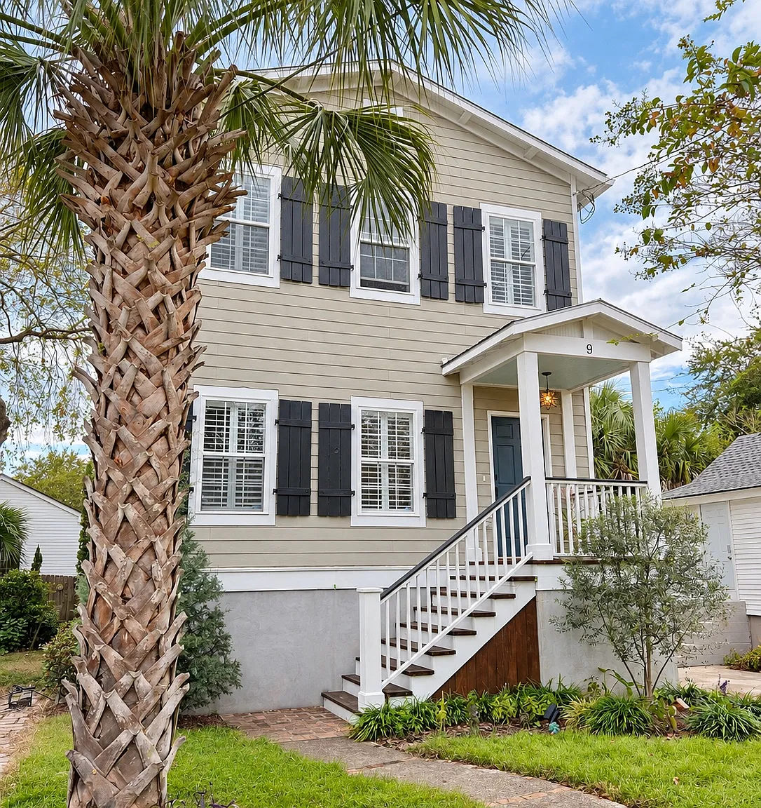 3 bed, 2.5 bath, 2000 sqft, $6,000 — Photo 1