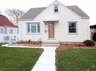 3709 N 99th St, Milwaukee, WI 53222