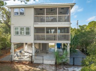 1463 Cypress St, Panacea, FL 32346