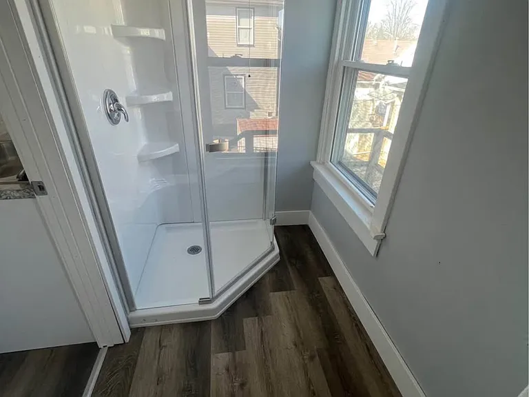 811-813 Shedborne Ave #813-1/2 — Photo 4