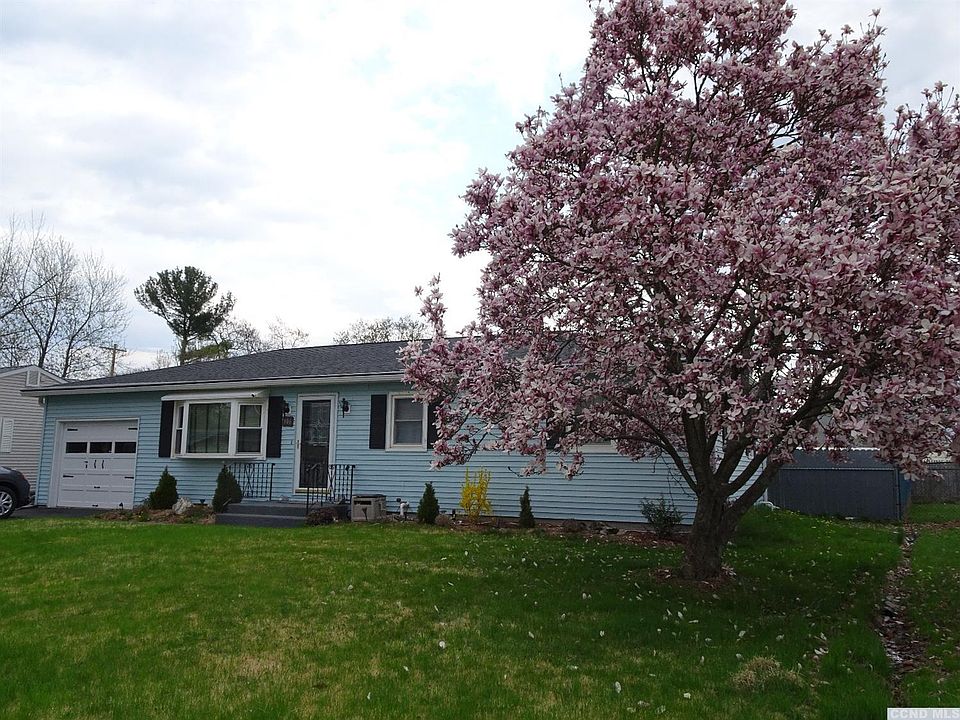 1st image of 306 Maryanne Ave
