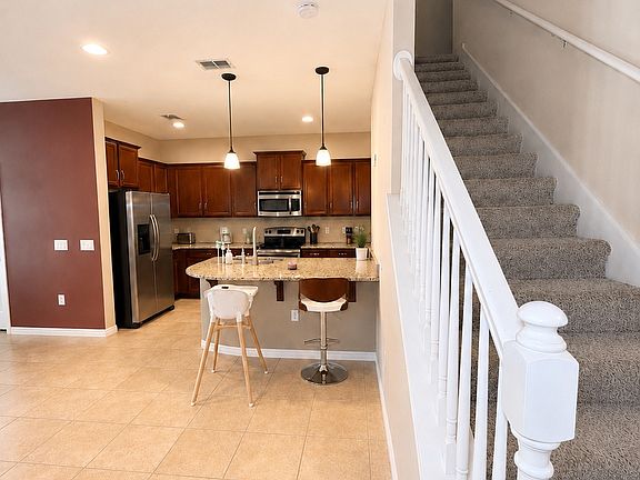 4th image of 1606 Mohegan Blvd