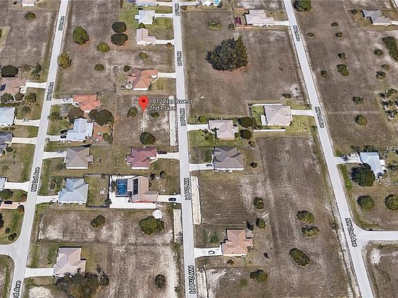 3rd image of 1812 NW 2nd Pl