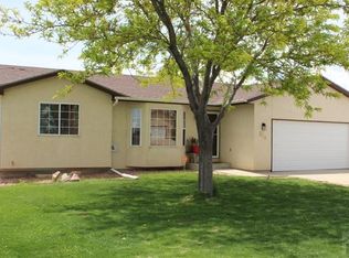 288 E Longmont Dr, Pueblo West, CO 81007