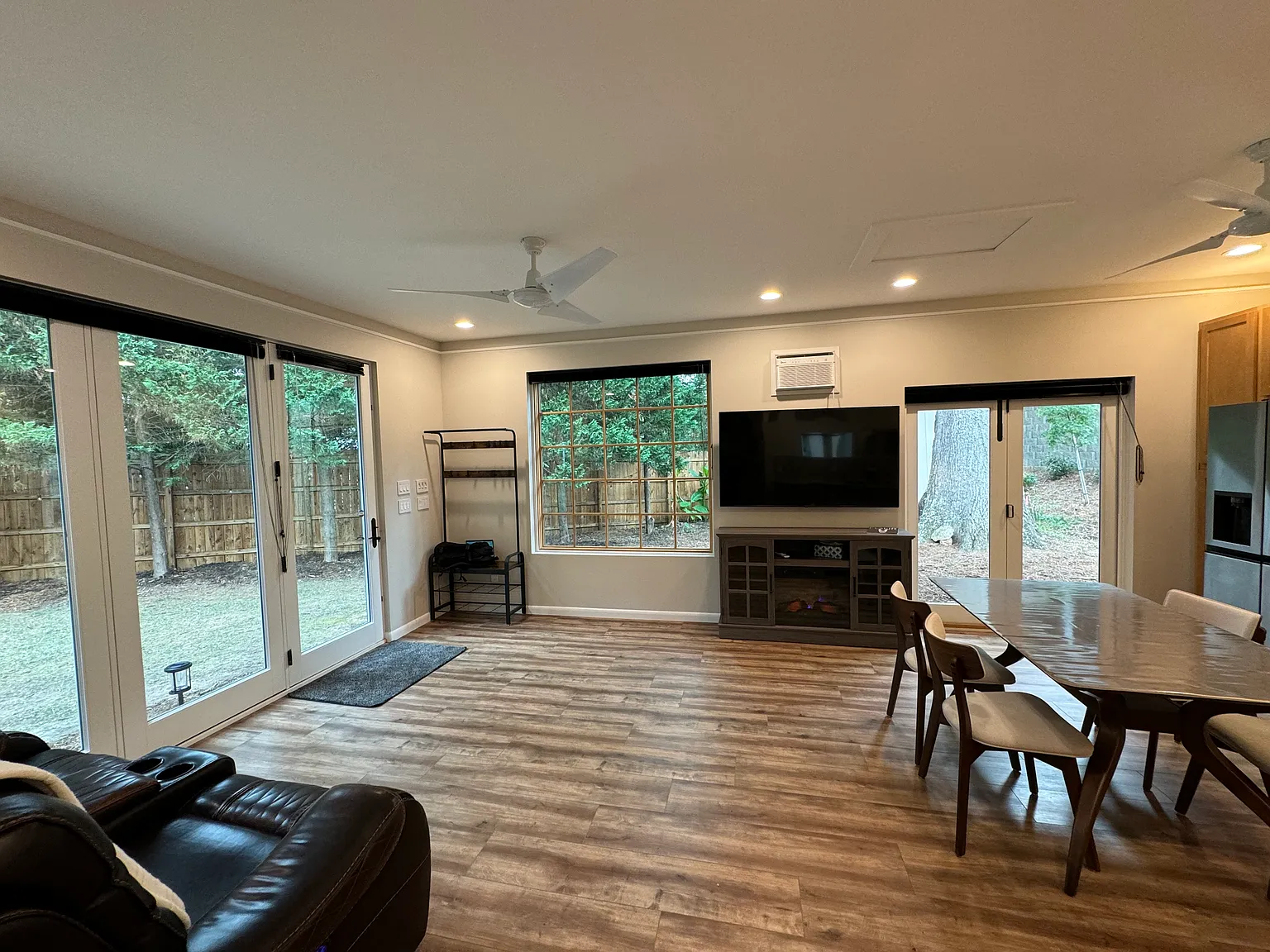 E Woodlawn Rd, Charlotte — Photo 4