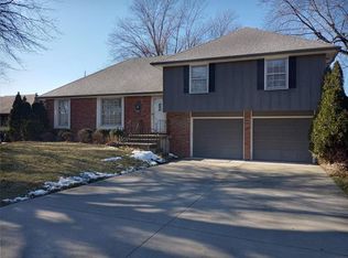 1317 SW 14th Ter, Blue Springs, MO 64015