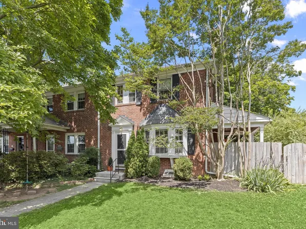 8 Dunkirk Rd, Baltimore, MD 21212