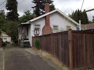 7023 21st Ave NE, Seattle, WA 98115