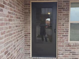 907 Dart Ct, Granbury, TX 76049