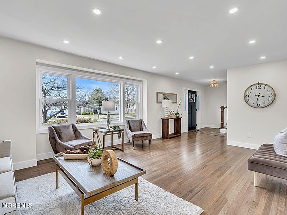 3rd image of 744 Millbrook Road