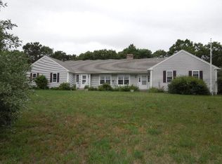 27 Manomet Rd, Sagamore Beach, MA 02562