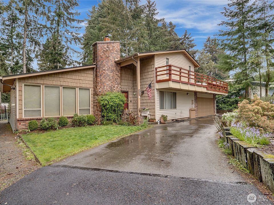 1st image of 3910 82nd Avenue Ct W