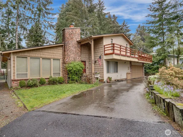 3910 82nd Avenue Ct W, University Place, WA 98466