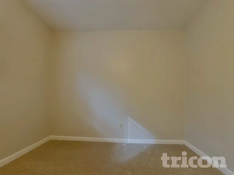 6640 Valley Hill Dr SW — Photo 8