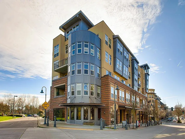 7800 SE 27th St #305 — Photo 28