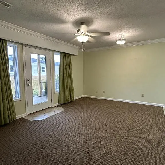 216 Double Eagle Dr #C-1 — Photo 15
