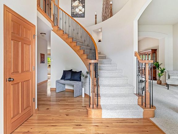 3rd image of 5703 Falling Water Dr