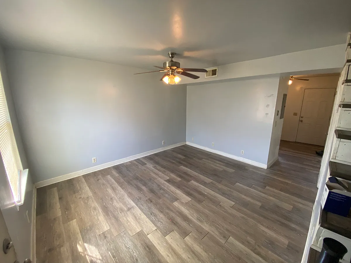 Living Room - 2533 Highland Trace Dr