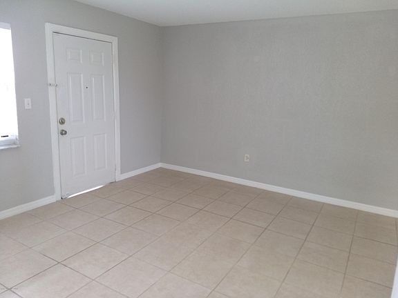 4th image of 2170 Knox Mc Rae Dr #36