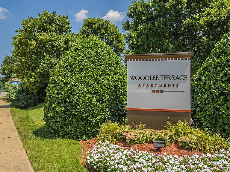 Woodlee Terrace Apartments — Photo 34