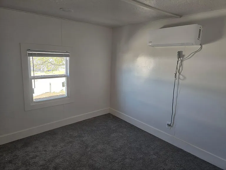 815 Saint Charles Dr — Photo 5