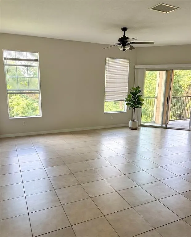 2 bed, 2.0 bath, 1109 sqft, $1,700 — Photo 4