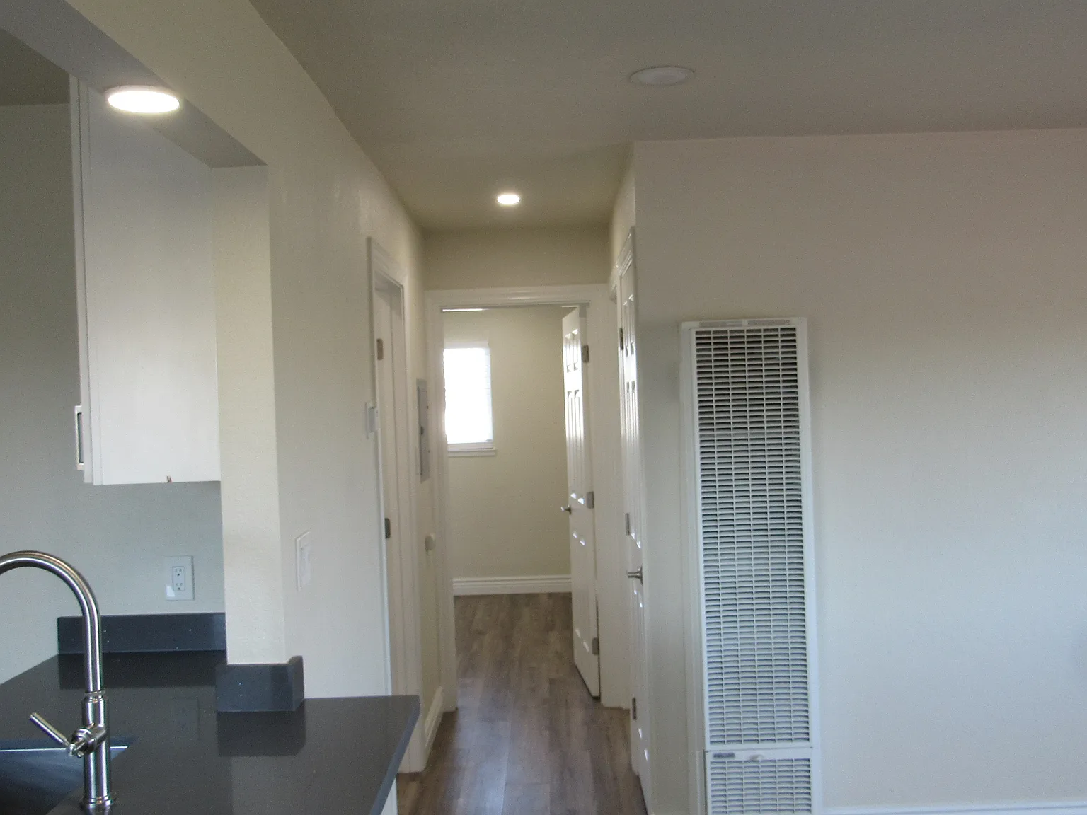 2 bed, 800 sqft, $2,650 — Photo 3