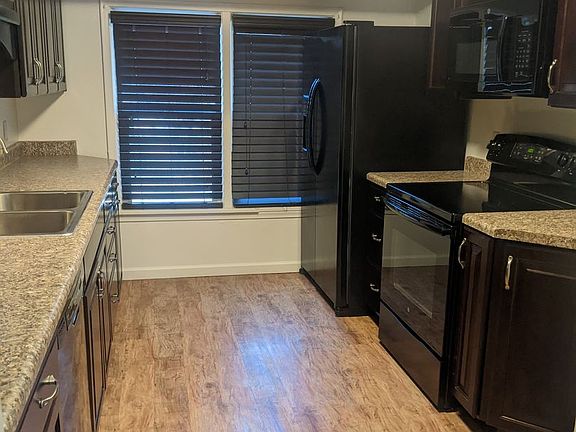 2nd image of 1304 E Kershaw St