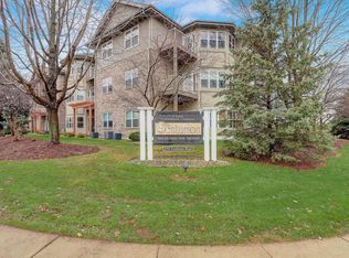 6701 Fairhaven Rd APT 207, Madison, WI 53719