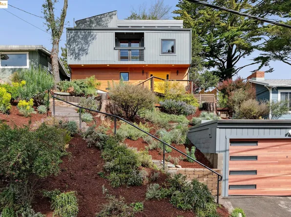 6825 Paso Robles Dr, Oakland, CA 94611