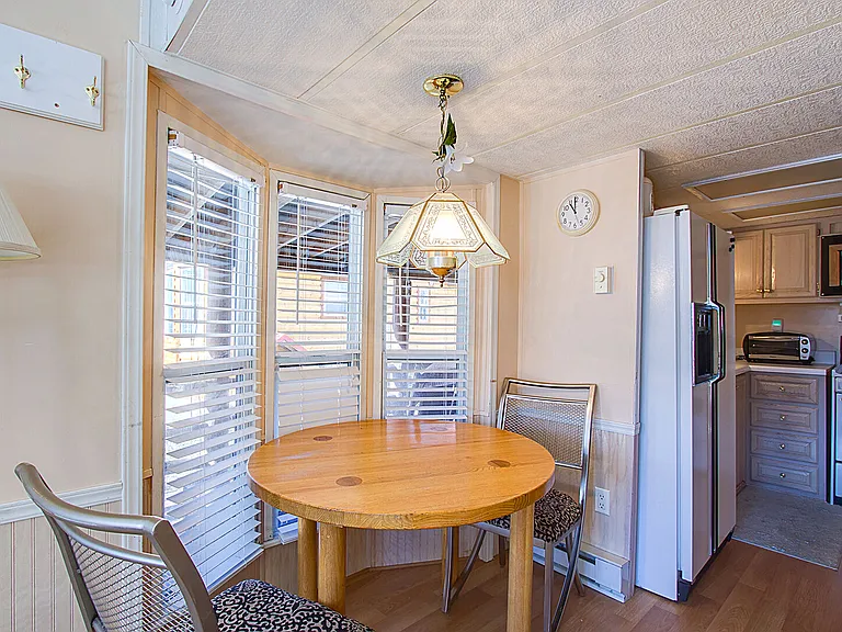 85 Revett Dr #84 — Photo 12