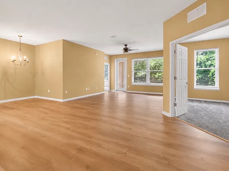 13364 Beach Blvd — Photo 15