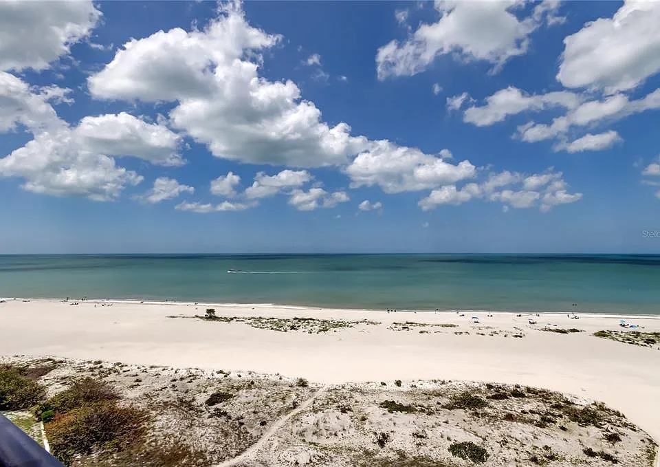 1290 Gulf Blvd #1102