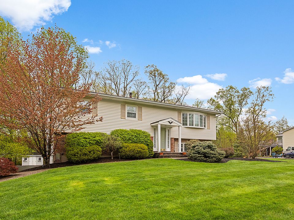 12 Post Ln N, Suffern, NY 10901 Zillow