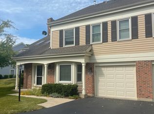 2013 Charter Point Dr, Arlington Heights, IL 60004