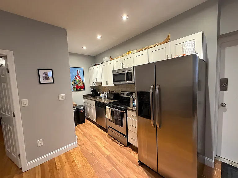 82 Salem St #1F — Photo 1
