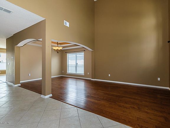 5th image of 3679 Middlebrook Dr