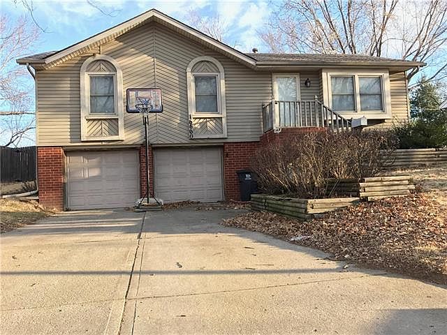 1st image of 16600 E 41st Ter S