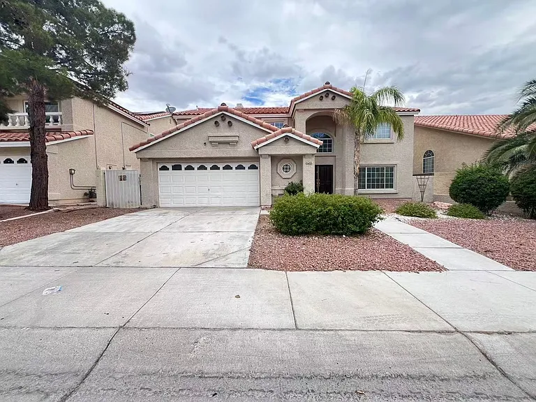 8248 Aqua Spray Ave — Photo 1