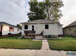 205 E 11th Ave, Mitchell, SD 57301