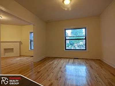 2 bed, 850 sqft, $2,495 — Photo 1