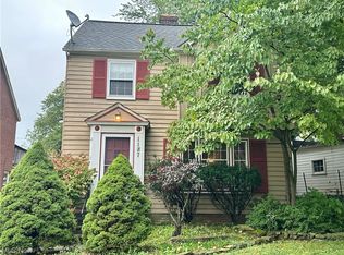 1187 Pennfield Rd, Cleveland Heights, OH 44121