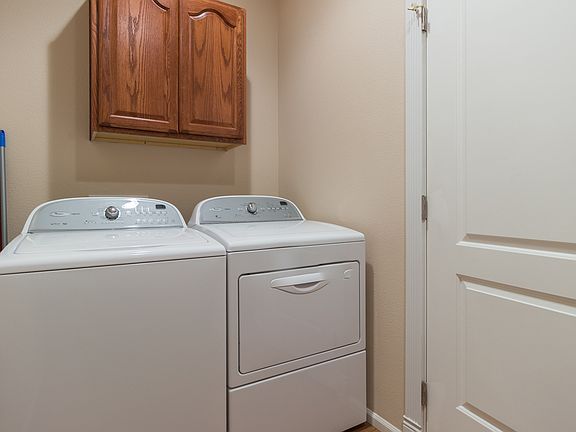 1946 Innsbrook Ct Sutherlin