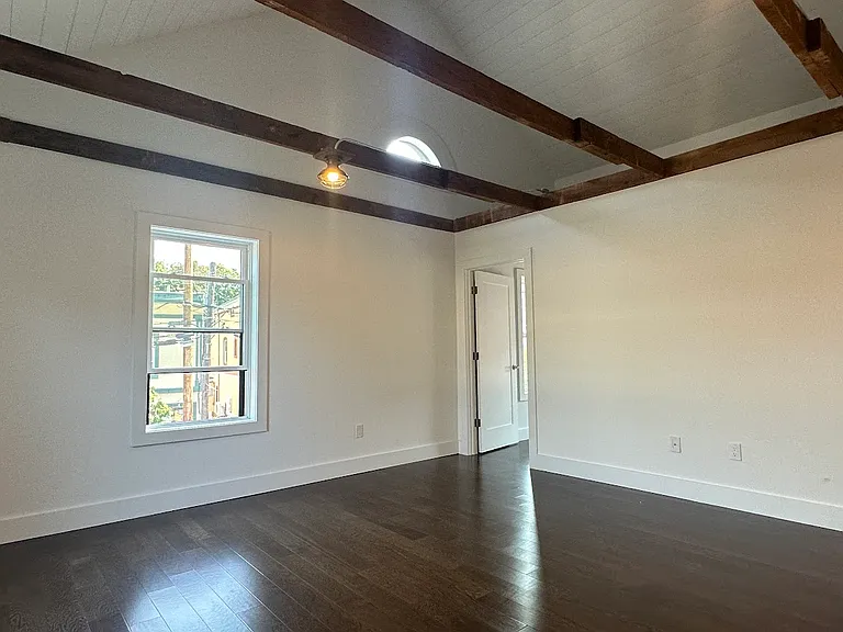 75 Vineyard Ave #B — Photo 5