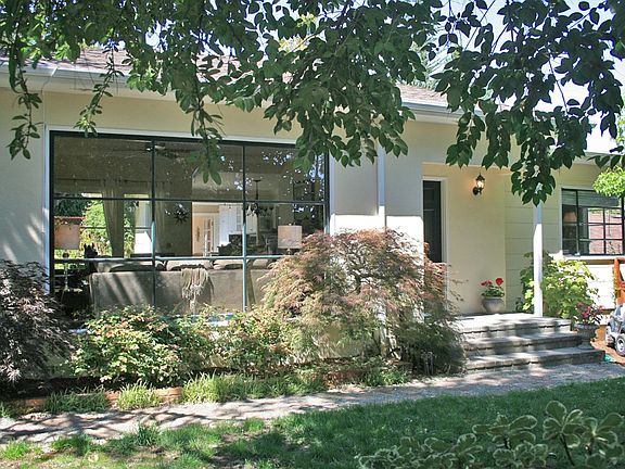 1400 Notre Dame Ave...Your New Home