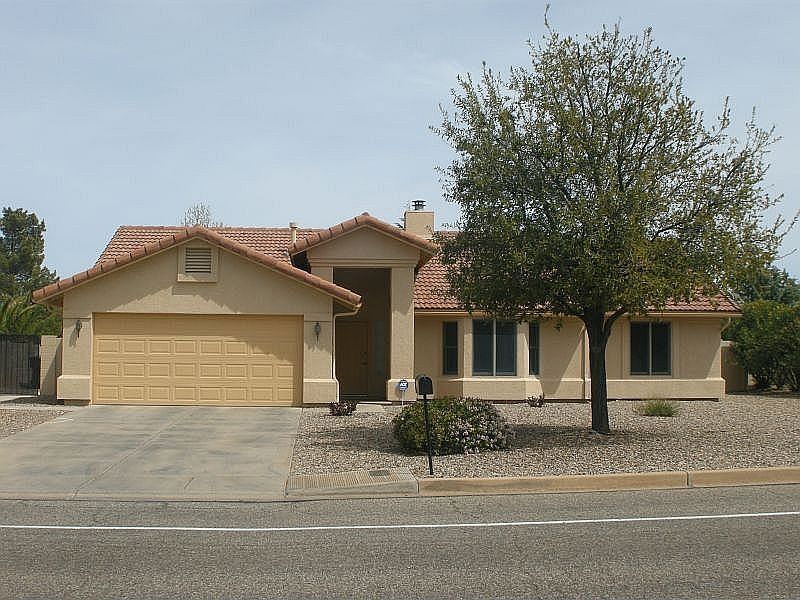 1st image of 3037 Saint Andrews Dr